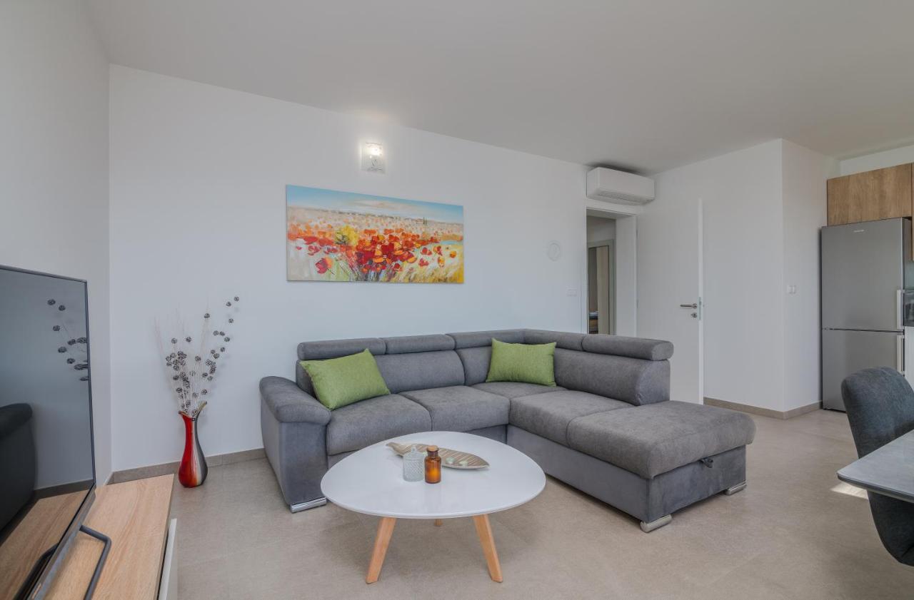 Apartments Sunrise Krk クルク エクステリア 写真