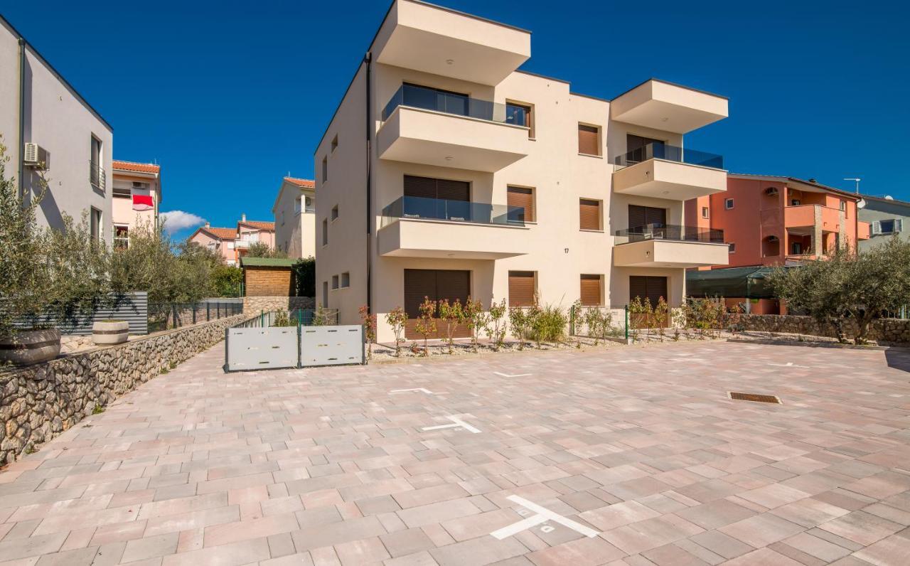 Apartments Sunrise Krk クルク エクステリア 写真