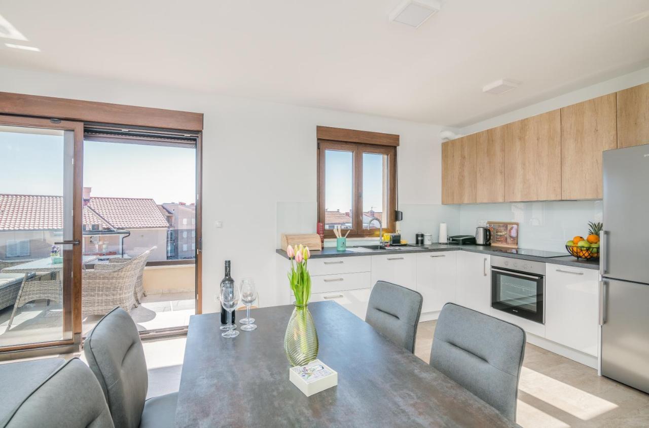 Apartments Sunrise Krk クルク エクステリア 写真