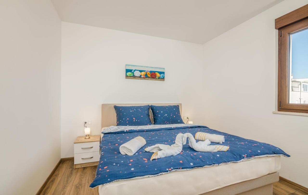 Apartments Sunrise Krk クルク エクステリア 写真